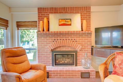 2405 Van Valin Pl, Modesto, CA 95356 photo 15