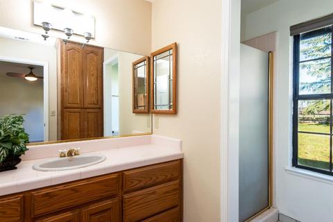 9522 E Lubell Ln, Acampo, CA 95220 photo 11