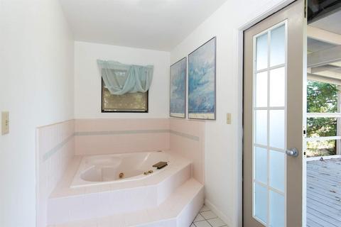 9522 E Lubell Ln, Acampo, CA 95220 photo 18