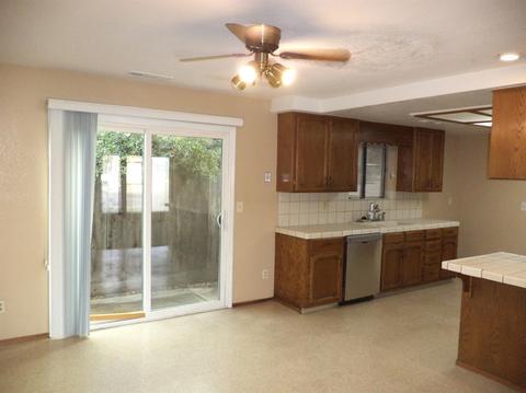 2500 Kay St, Ceres, CA 95307 photo 5