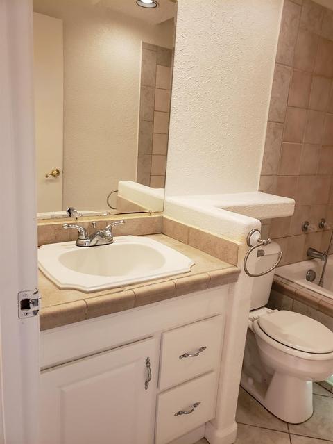 4037 Oak Villa Cir, Carmichael, CA 95608 photo 18