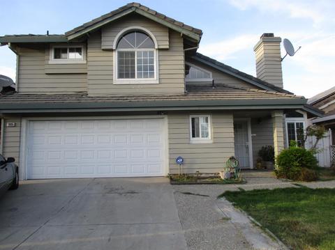 1965 W Kavanagh Ave, Tracy, CA 95376 photo 1