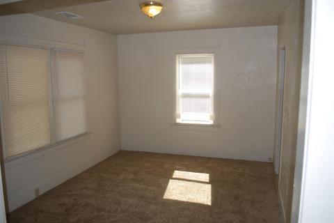313 S 4th St, Patterson, CA 95363 photo 11