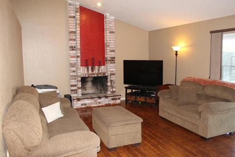 2224 Lawson Dr, Modesto, CA 95355 photo 5