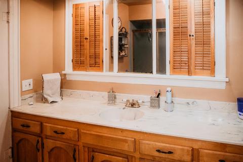 233 E High St, Modesto, CA 95354 photo 7