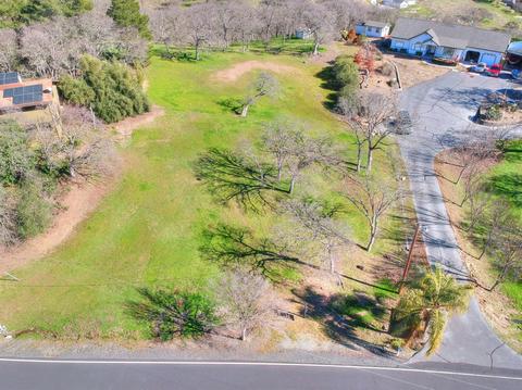 1590 Sawmill Rd, Copperopolis, CA 95228 photo 2