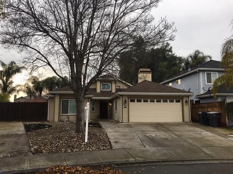 135 S Hickory Ave, Tracy, CA 95376 photo 2