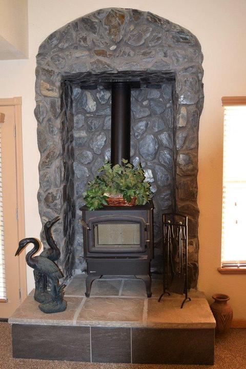 1018 Feather Ct, Copperopolis, CA 95228 photo 8