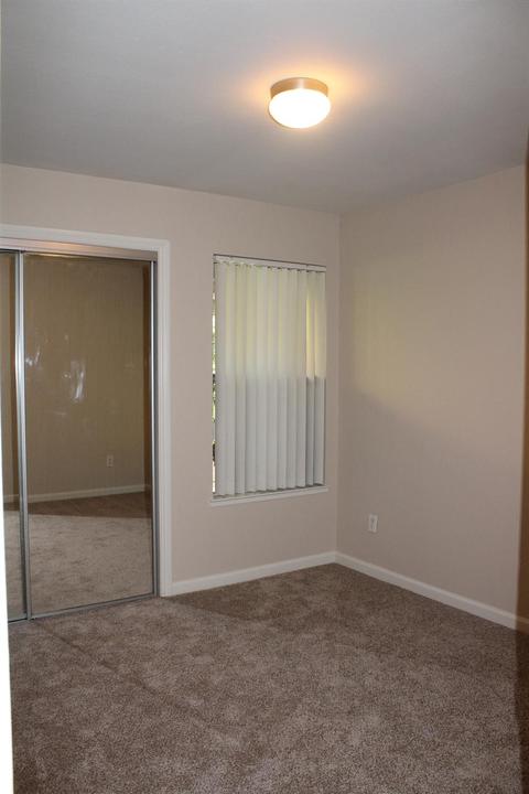 4057 Elmo Loop Ave #D, Modesto, CA 95356 photo 18