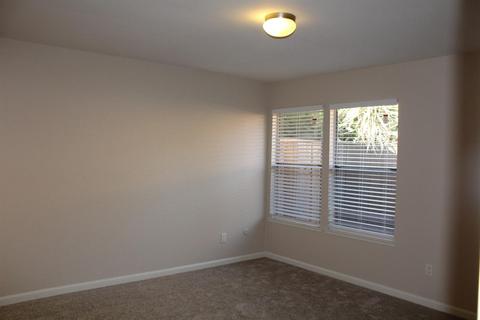 4057 Elmo Loop Ave #D, Modesto, CA 95356 photo 14