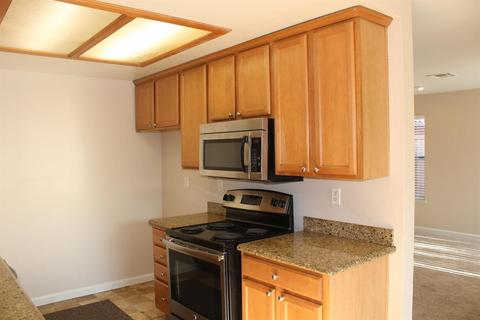 4057 Elmo Loop Ave #D, Modesto, CA 95356 photo 6