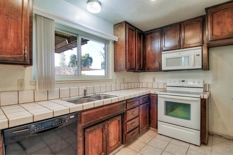 1013 Awani Dr, Lodi, CA 95240 photo 11
