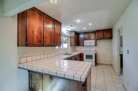 1013 Awani Dr, Lodi, CA 95240 photo 7