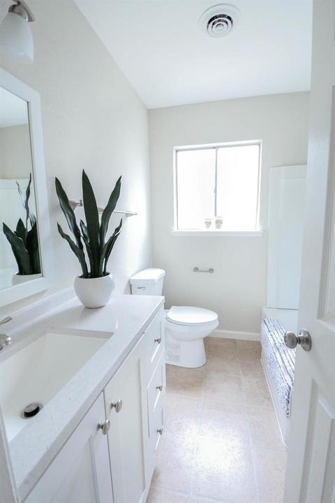 625 Hudson Ln, Modesto, CA 95351 photo 12