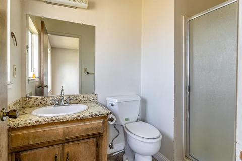 1647 Rose Ave, Ceres, CA 95307 photo 22