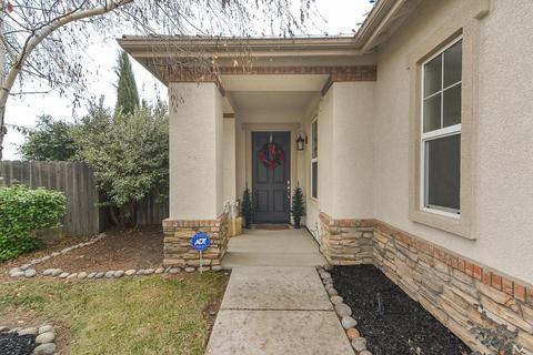 2150 Capistrano, Manteca, CA 95337 photo 2