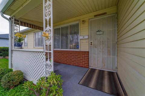 2724 Garrison St, Ceres, CA 95307 photo 4