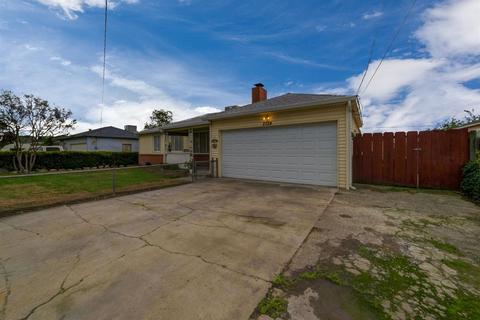 2724 Garrison St, Ceres, CA 95307 photo 2