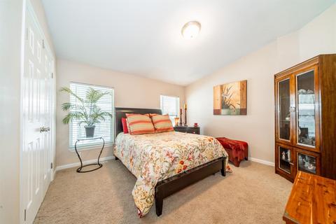 355 Overbrook Dr, Folsom, CA 95630 photo 17
