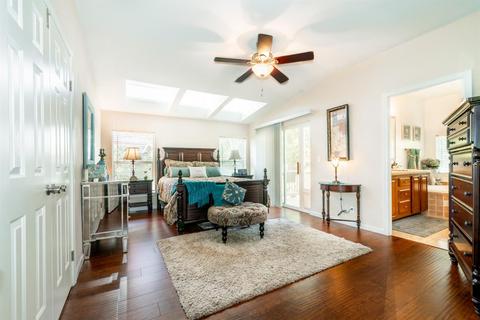 355 Overbrook Dr, Folsom, CA 95630 photo 21