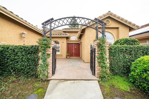 3442 Mono Pl, Davis, CA 95618 photo 2