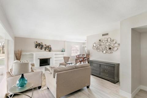 1807 Devonshire Rd, Sacramento, CA 95864 photo 3