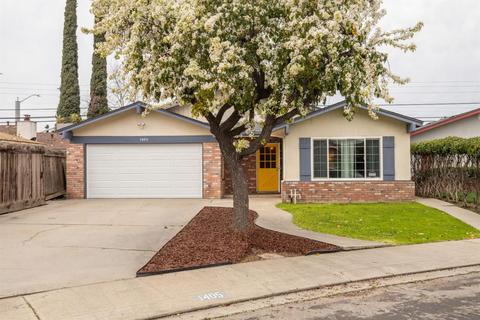 1405 Fara Biundo Dr, Modesto, CA 95355 photo 2