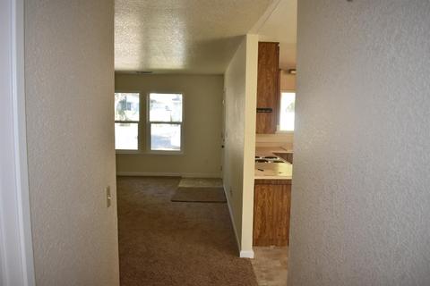 404 Mount Hood Ct, Modesto, CA 95358 photo 6