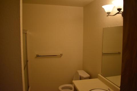 404 Mount Hood Ct, Modesto, CA 95358 photo 12