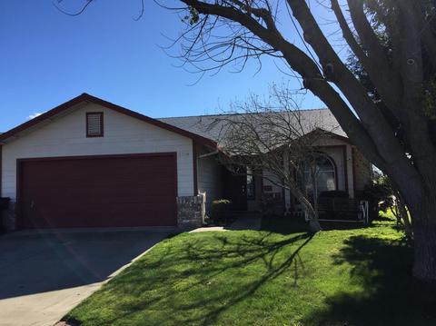 1304 Levi Dr, Modesto, CA 95351 photo 2