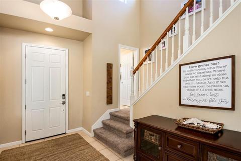 781 Courtyards Loop, Lincoln, CA 95648 photo 4