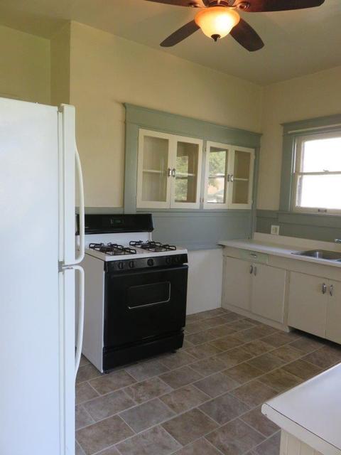 911 W 20 St, Merced, CA 95340 photo 5