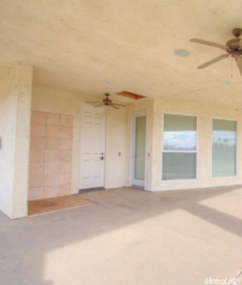 950 Apricot Ave, Patterson, CA 95363 photo 10