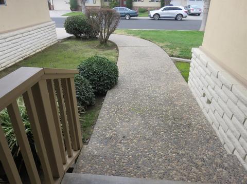 712 Dorchester Dr, Modesto, CA 95355 photo 4