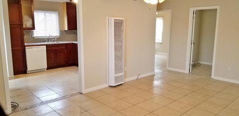 413 Thrasher Ave, Modesto, CA 95354 photo 2