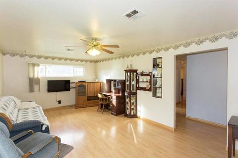 1202 Hawthorne Ave, Modesto, CA 95350 photo 3