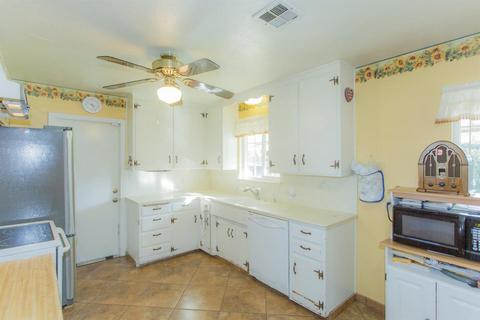1202 Hawthorne Ave, Modesto, CA 95350 photo 5