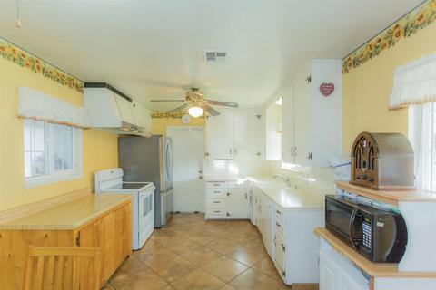 1202 Hawthorne Ave, Modesto, CA 95350 photo 6