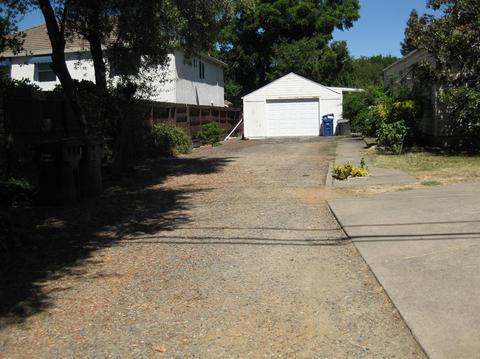 2626 Garfield Ave, Carmichael, CA 95608 photo 2