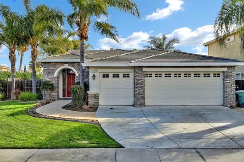 582 Banff Ct, Tracy, CA 95377 photo 2