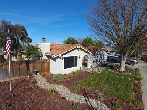 439 Roxanne Dr, Patterson, CA 95363 photo 2