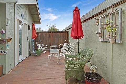 7608 Arbor Creek Cir, Dublin, CA 94568 photo 5