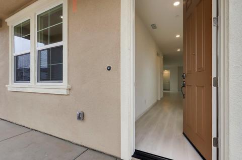 3807 Samuelson Way, Sacramento, CA 95834 photo 2