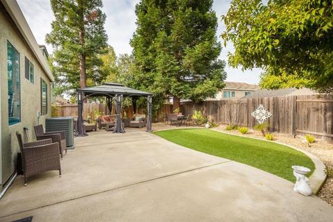 101 Farham Dr, Folsom, CA 95630 photo 23