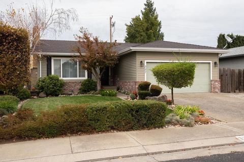 327 Layland Dr, Lodi, CA 95240 photo 3