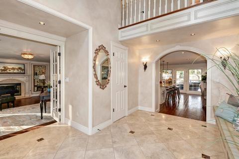 4901 Beutler Dr, Carmichael, CA 95608 photo 8