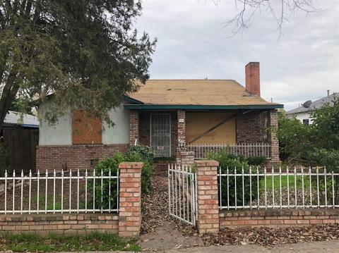 321 Maple St, Modesto, CA 95351 photo 1