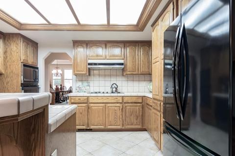 3825 Mondrian Dr, Modesto, CA 95356 photo 13