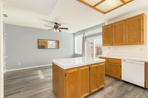 8135 Deer Spring Cir, Antelope, CA 95843 photo 15