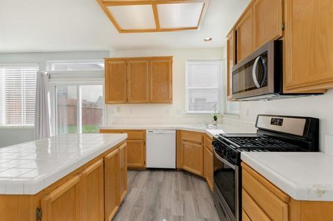 8135 Deer Spring Cir, Antelope, CA 95843 photo 13